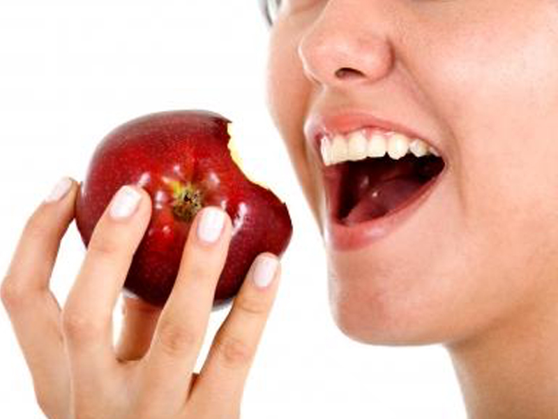 กิน แอปเปิ้ล